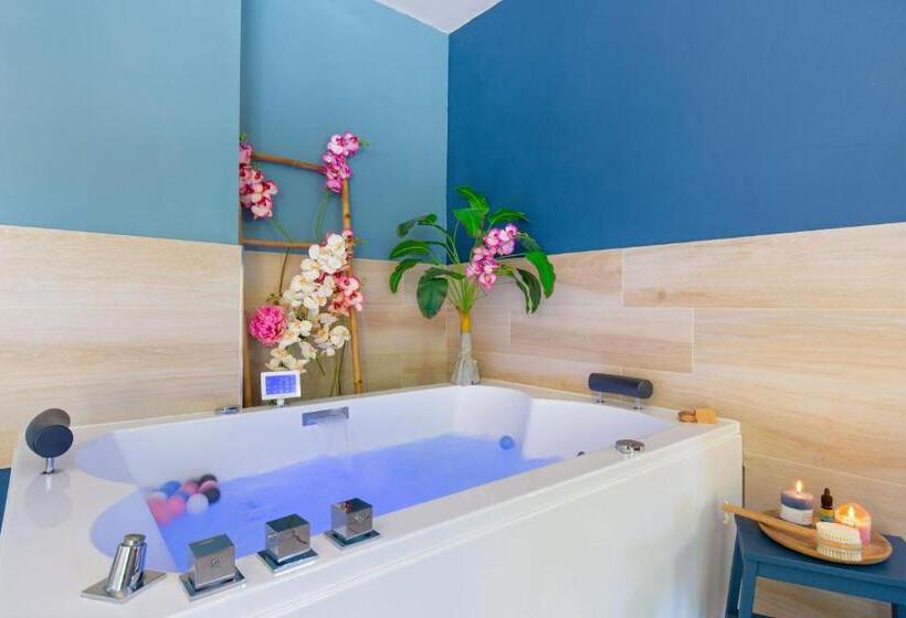 Номер Стандарт с Гидромассажем, Appartement Jacuzzi 4 étoiles   Love Room Beauté