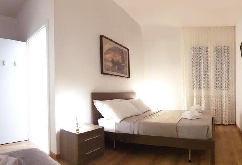 适合残疾人士使用的带超级大床的标准间, La Meridiana House