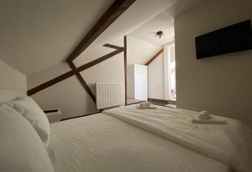 Family Suite, Boutique Rooms With Parking