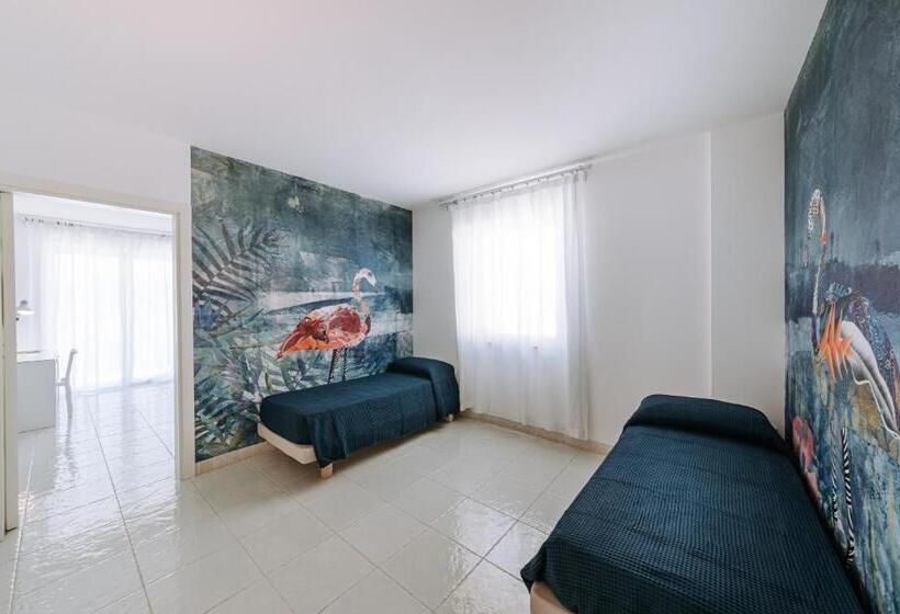 Standard 4-Bettzimmer mit Balkon, Lamare Cucina E Dimore