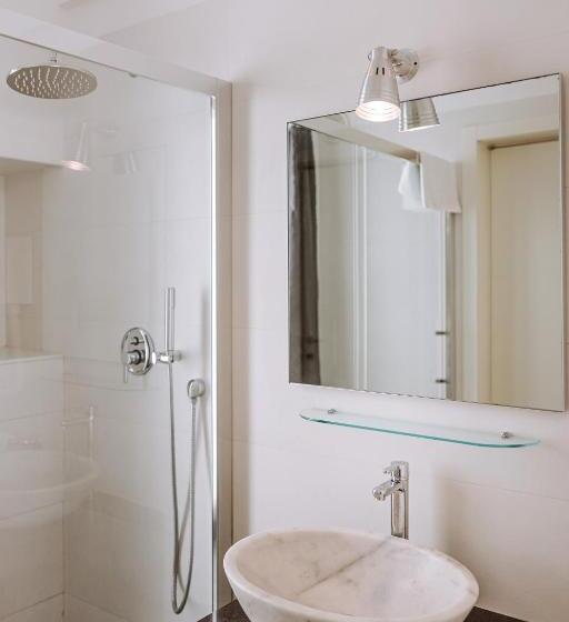 Standard 4-Bettzimmer mit Balkon, Lamare Cucina E Dimore