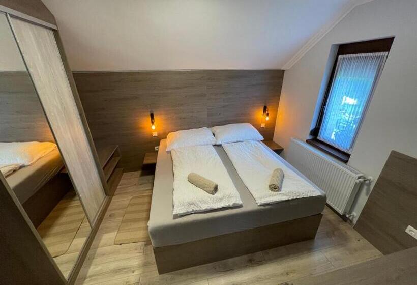 스탠다드 테라스 룸, Kukorica Csárda Apartman