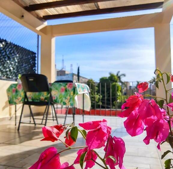 חדר סטנדרט, Hostal En El Centro Lakiwa