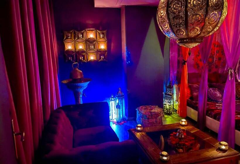 Habitación Deluxe, Loveroom21