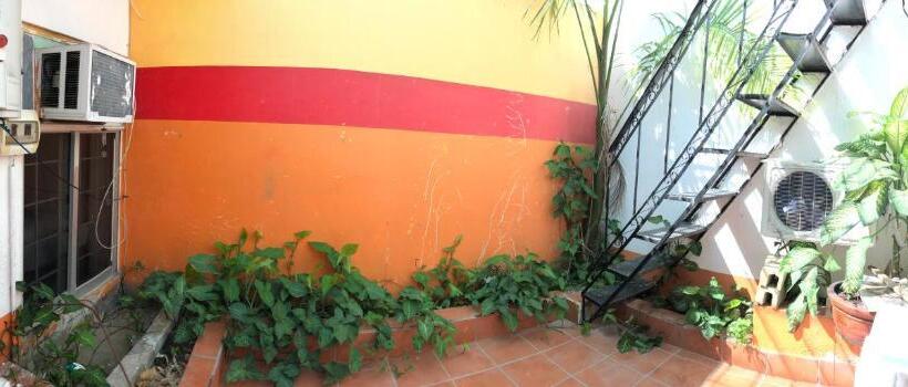 Номер Стандарт 2 Двуспальные Кровати, Mini Hostal Cultural De Mazatlán