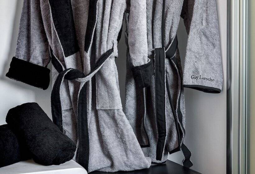 Люкс с гидромассажем, Evgenia Villas & Suites By Calm Collection