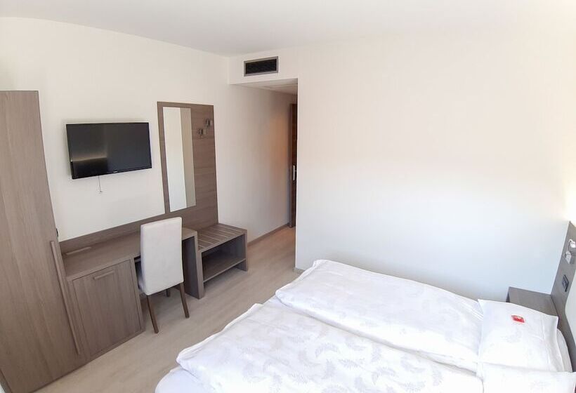 经济房, Garni Villa Fontana