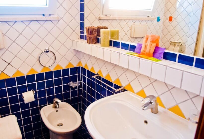 استودیوی استاندارد, Residence I Girasoli