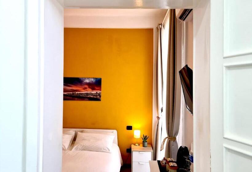 Номер Deluxe с Балконом, Fortuna Guest House
