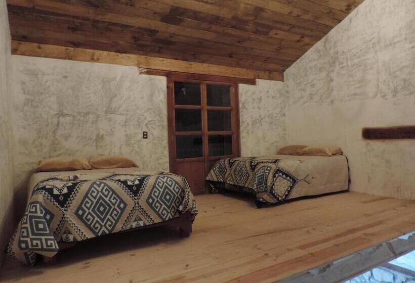 اتاق استاندارد سه تخته با بالکن, Antigua Hacienda Metepec