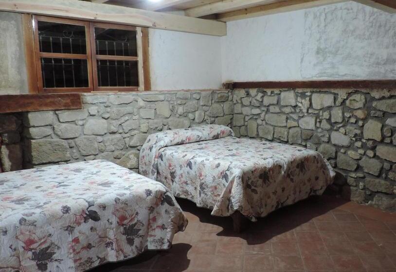 اتاق پریمیوم چهارنفره, Antigua Hacienda Metepec