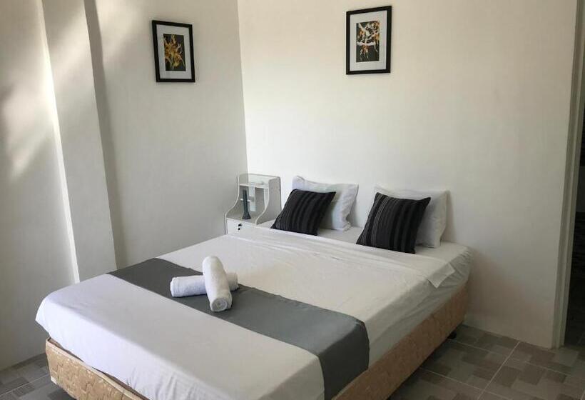 Номер Стандарт с Балконом, Paradise Beach Guest House