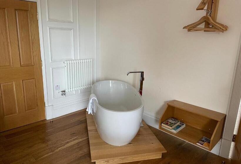 Люкс Deluxe Кровать Кинг, The Fig Tree Markinch