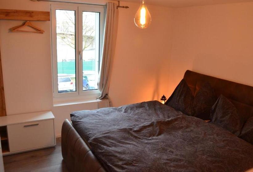 Номер Basic, Guesthouse Meitschi Thun   Contactless Self Check In