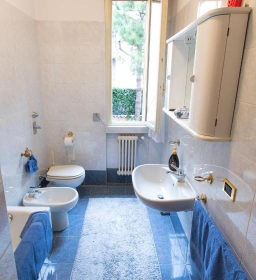 Номер Стандарт Совместная Ванная, Villa Grande Con Stanze, Bagni E Giardino