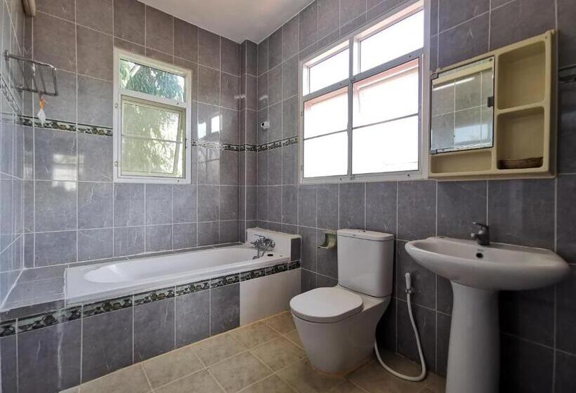 Вилла 3 Спальни, Lek Homestay