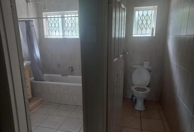 Номер Стандарт Вид на Сад, My Home