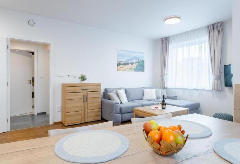 آپارتمان 2 خوابه با بالکن, Apartmány Resort Vrchlabí