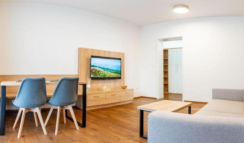 آپارتمان 1 خوابه همکف, Apartmány Resort Vrchlabí