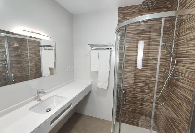 اتاق استاندارد, Hostal óleo Auto Check In