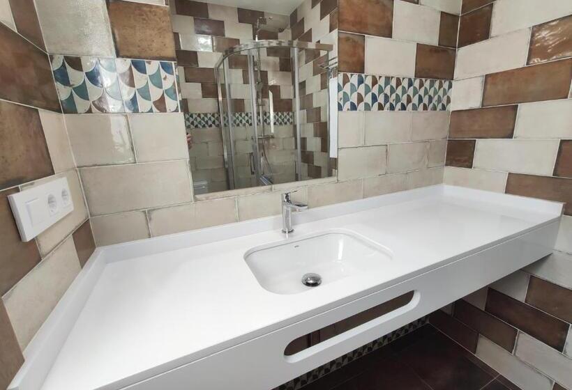 اتاق استاندارد, Hostal óleo Auto Check In