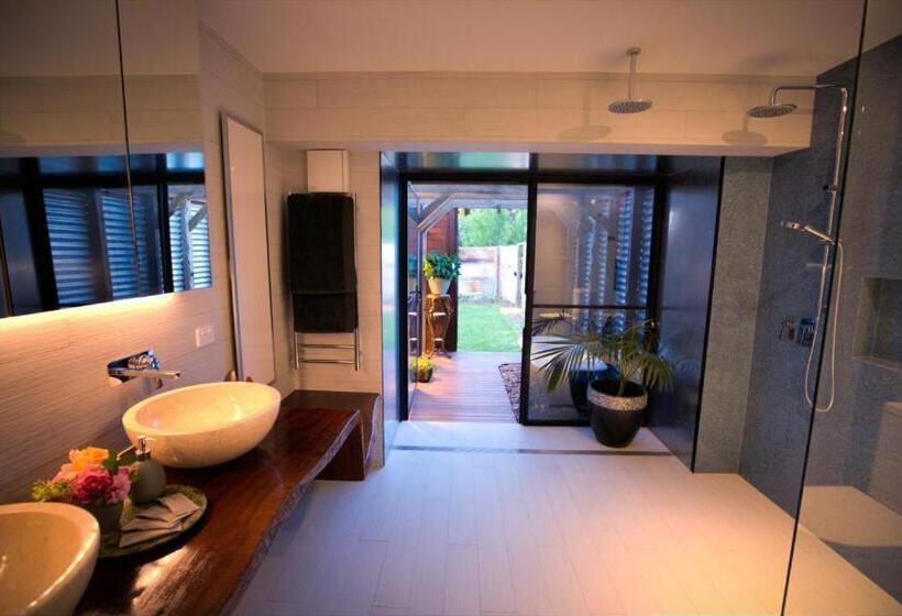 스탠다드 룸 킹사이즈 침대, The Old Chaff Mill Organic Vineyard Retreat