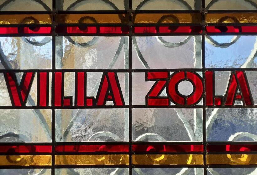 Студия Superior, Villa Zola