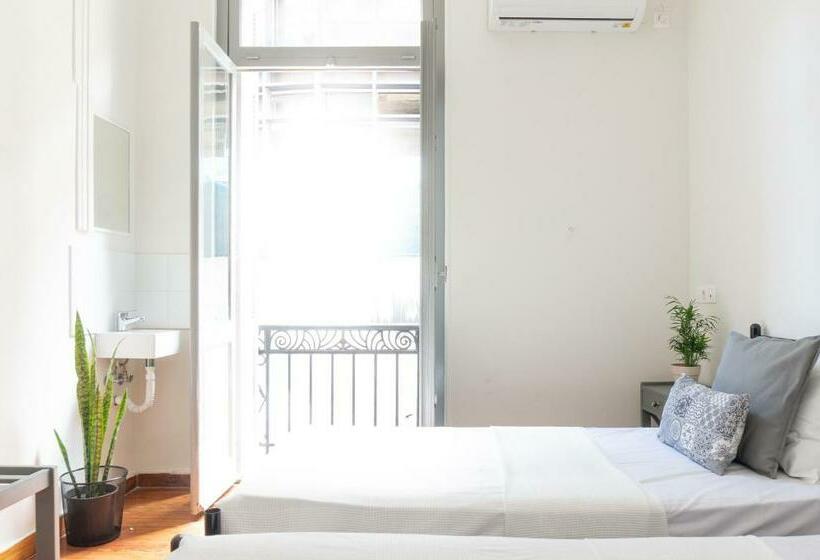 수피리어 룸, Dioskouros Hostel