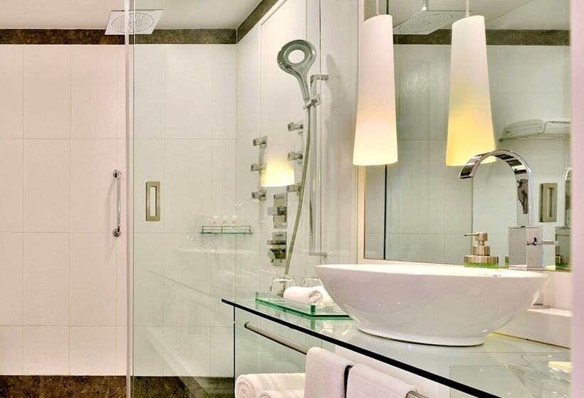 اتاق سوپریور, Radisson Blu Bengaluru Outer Ring Road