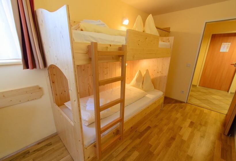 Апартаменты 2 Спальни, Jufa Hotel Donnersbachwald