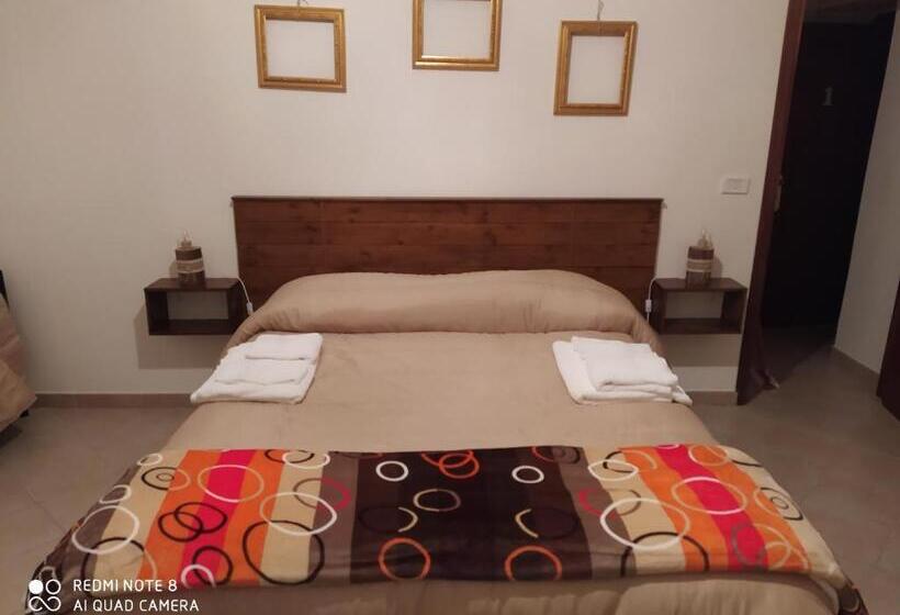 Номер Стандарт Трехместный, Bed & Breakfast Acquaviva Di Vullo Vincenzo