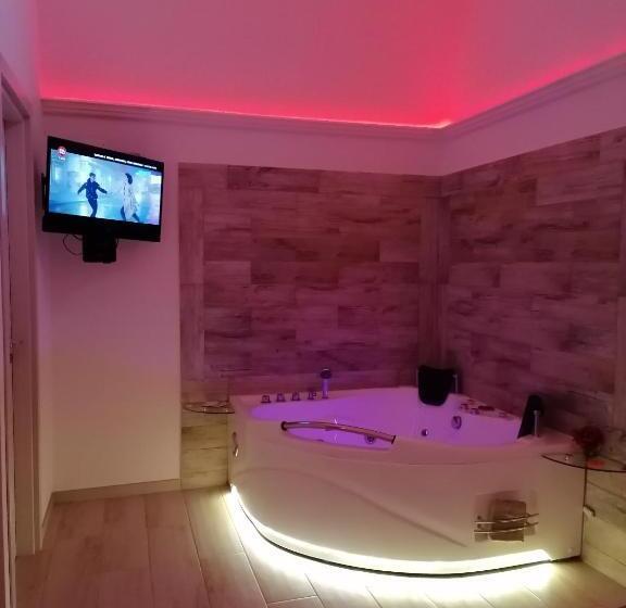 Люкс с гидромассажем, Welfare Suite