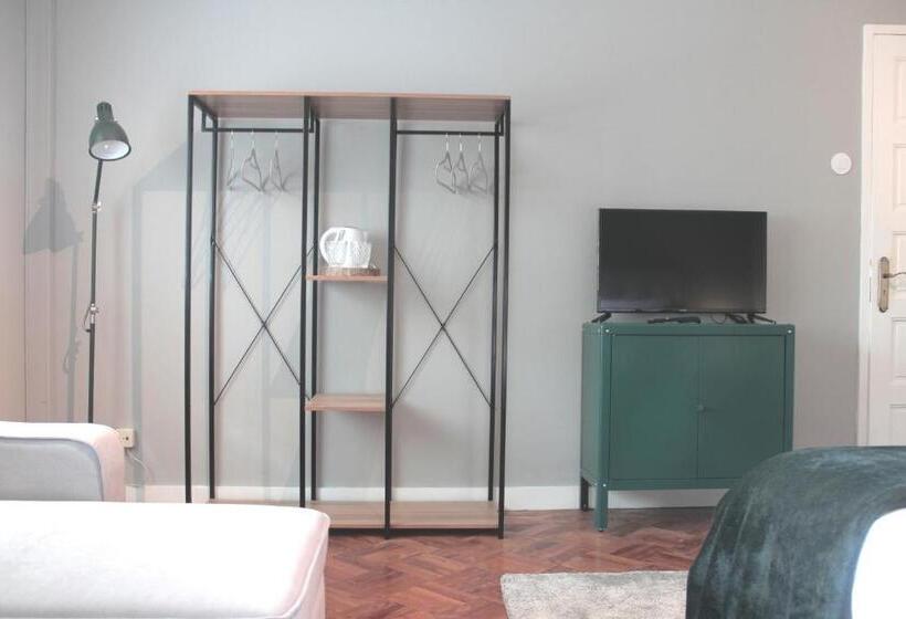 Четырехместный Номер Стандарт, Genius Loci Guesthouse