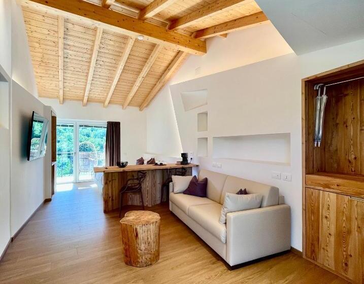 Полулюкс Вид на Бассейн, Agriturismo Terre Di Ginepro