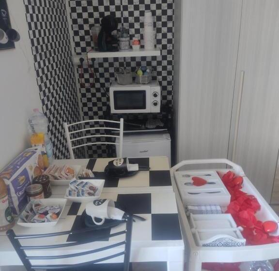 スタンダード４人部屋, B&b Scacco Matto