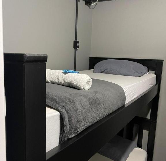 Номер Стандарт Совместная Ванная, Esquina 8 Suítes Confort & Hostel