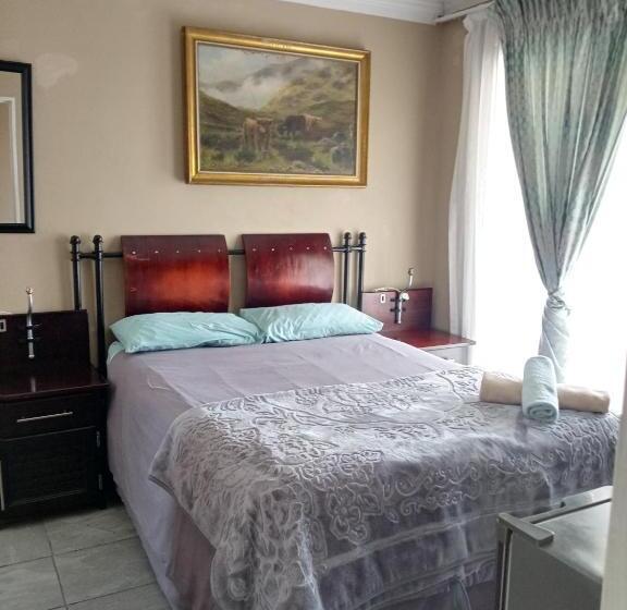 Номер Стандарт, Jubie S Guest Lodge