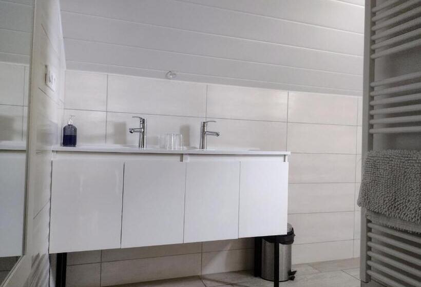 Номер Deluxe Кровать Кинг, L Esca Lac