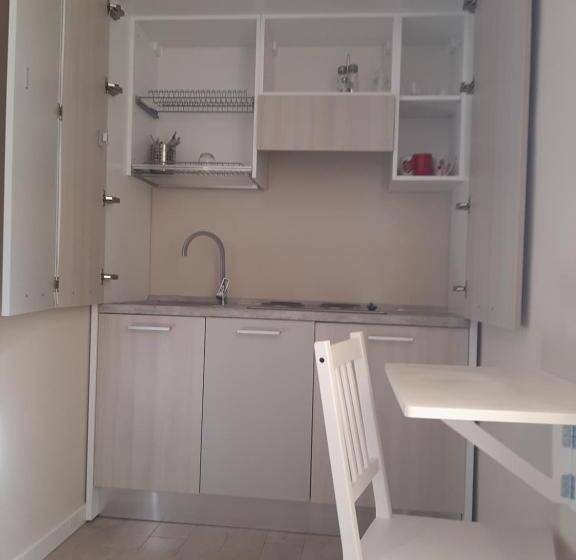 Студия Deluxe, Affittacamere Stazione Empoli