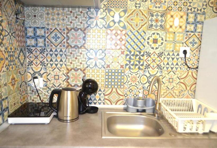 ルームシェアのワンベッド, Rooms Dp Setúbal