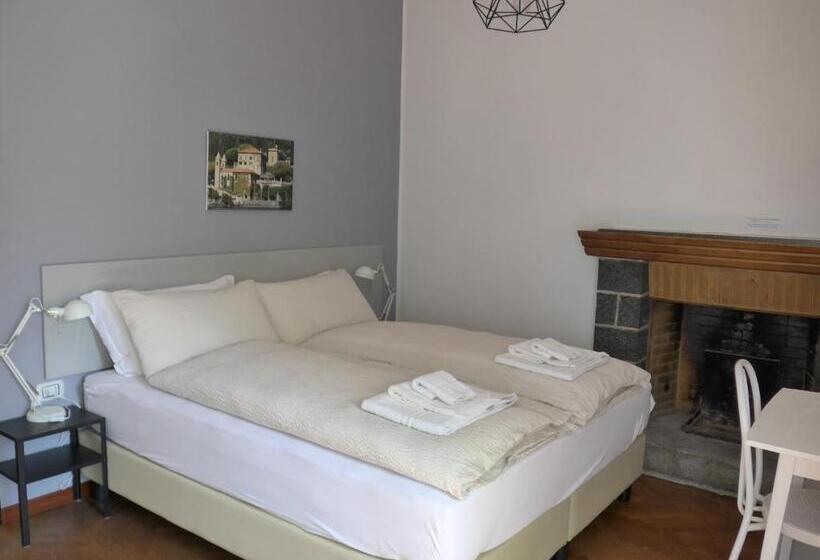 Номер Стандарт с Балконом, La Tana Rooms