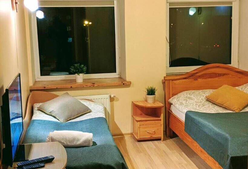 اتاق استاندارد سه نفره, Guest House Kamara