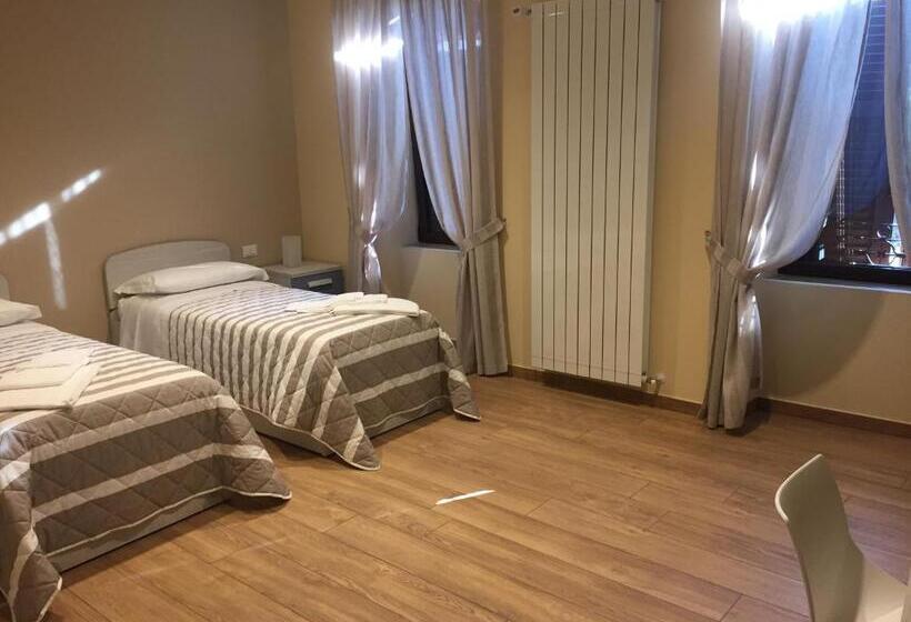 Четырехместный Номер Стандарт, Residence La Canonica