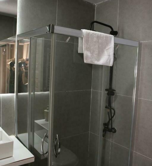 اتاق اکونومی یک تخته, Lily Airport Otel