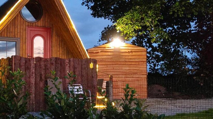 샬레, Glasson Glamping Farm