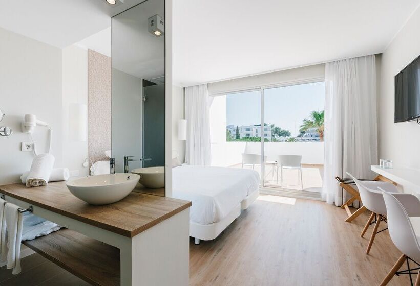 اتاق استاندارد با چشم‌انداز استخر, Aluasoul Ibiza  Adults Only