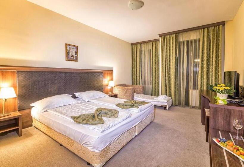 Номер Стандарт с Балконом, St. Spas Hotel & Balneo Complex