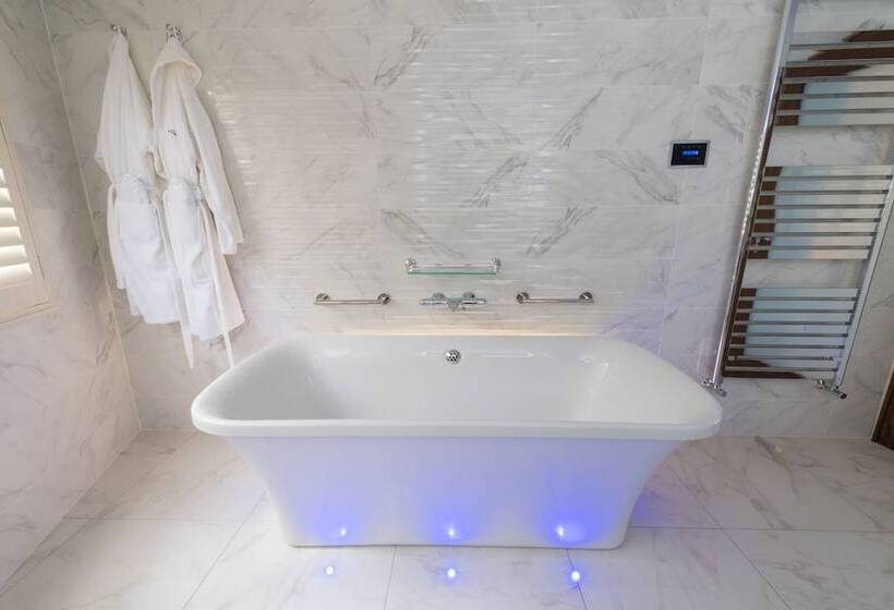 Номер Deluxe, The Valley Hotel & Carriage Gardens