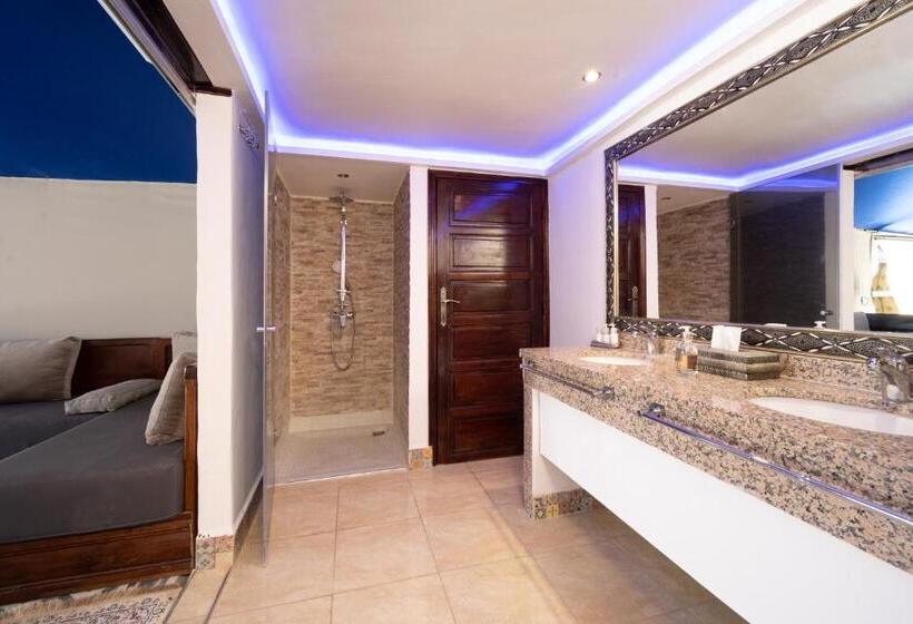 Номер Стандарт с Террасой, Canyon Lodge Désert Agafay