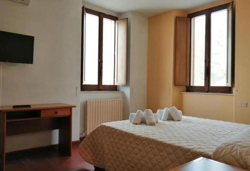４ベッドルームクラシックタイプ, Casa Per Ferie Ulivo D Assisi